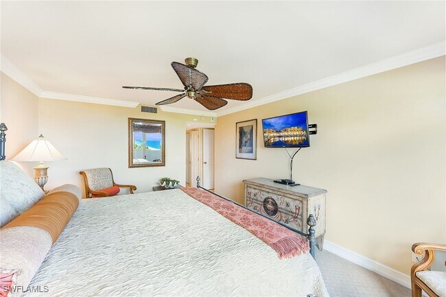 Building Photo - 4005 Gulf Shore Blvd N Unit 607