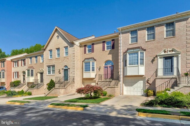 Photo - 4638 Luxberry Dr Townhome