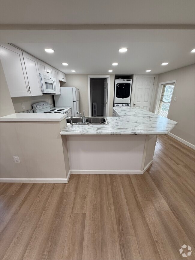 Building Photo - 312 Park St Unit 312.5 Rental