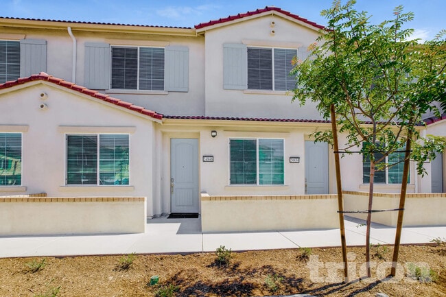 Building Photo - 24846 Padre Ct