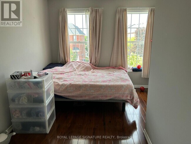 Photo - 11 Exchequer Pl