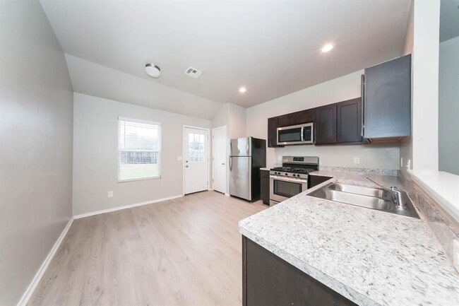 Photo - 9601 Evie Dr