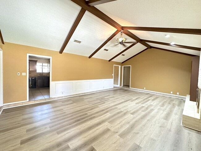 Photo - 4107 Angelina Dr