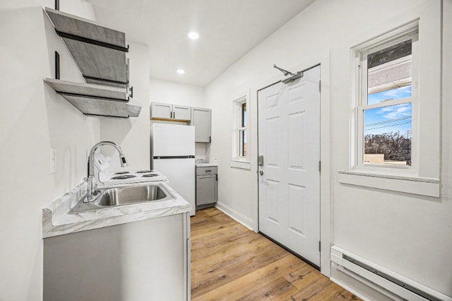 Photo - 3337 Reading Rd Unit E