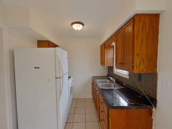 Photo - 1607 N Erie St