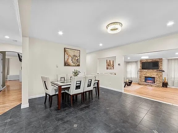 Photo - 15 Ancona Rd