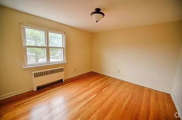 Hardwood Floors - Danker Village Rental