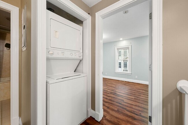 Laundry - 124-2 D St Unit 2