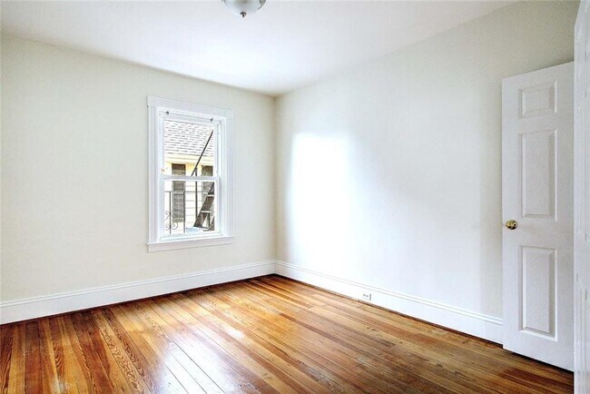 Photo - 139 Hunts Ave