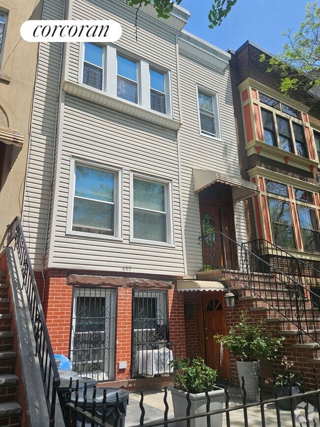 Building Photo - 449 46th St Rental