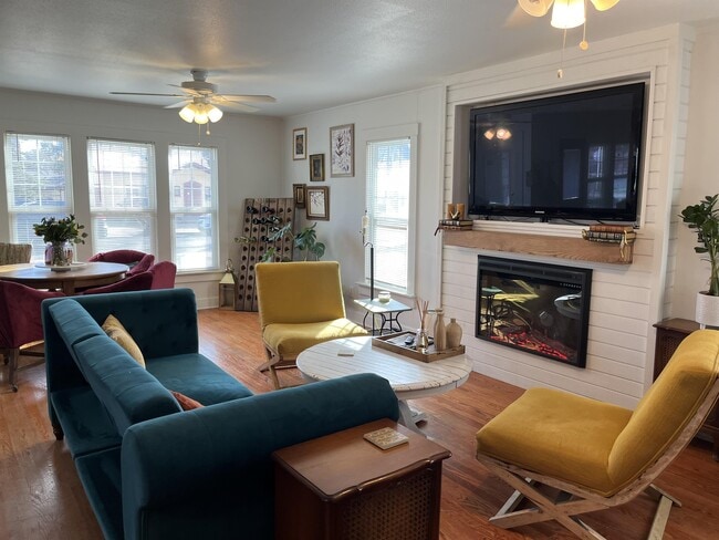 Photo - 2602 21st St