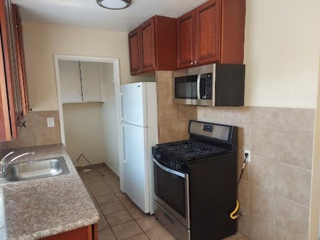 11837 S New Hampshire Ave Unit 11839