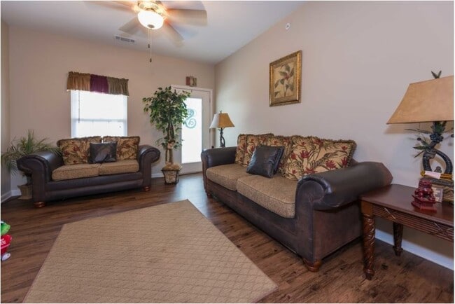 Photo - Pointe North III