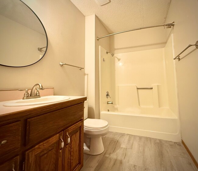 Photo - Peachtree Apartments