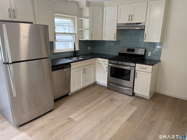Photo - 17 Oenoke Pl