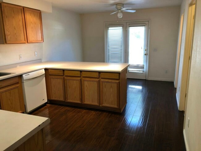 Photo - 1175 S 200 W