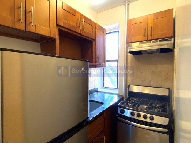 Photo - 634 St Nicholas Ave Unit 4H