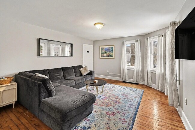 Photo - 88 Greenbush St Unidad Lower