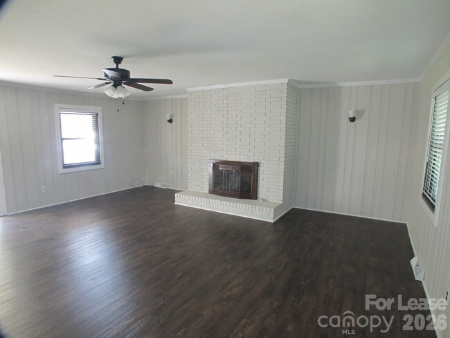 Photo - 6561 Morehead Rd