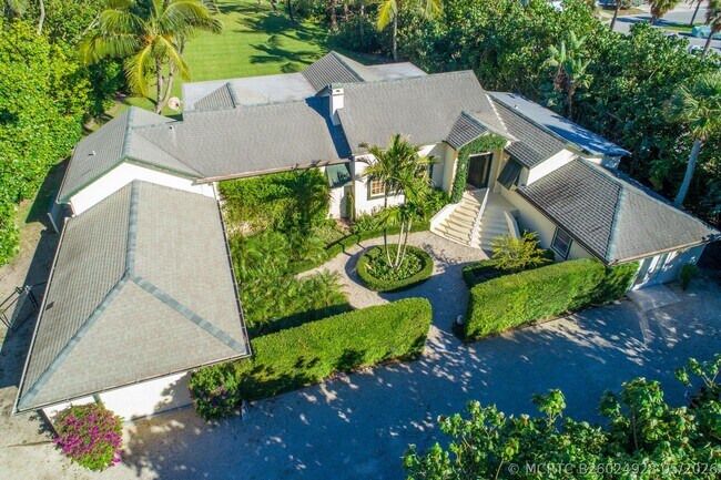 5 N Beach Rd