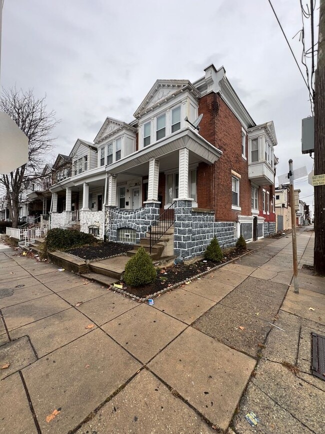 Photo - 6101 Locust St Unidad B