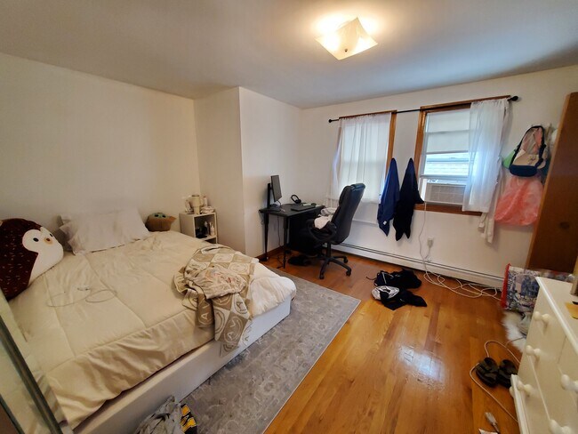 Photo - 66 Brooks St Unit 3