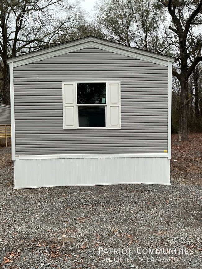 Photo - 475 E Robins St