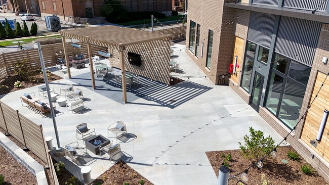 Photo - Skyline On Stokes