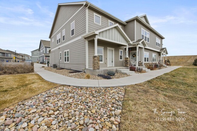 LIKE NEW 3-Bedroom Townhome in Lorson Ranc... - LIKE NEW 3-Bedroom Townhome in Lorson Ranc...