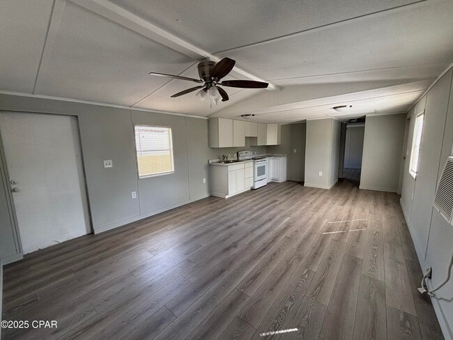 Photo - 6137 Jammie Rd