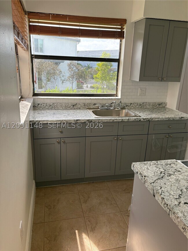 1200 N Liberty Ave Unit 1200I