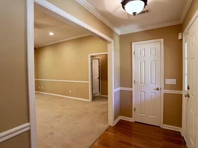 Photo - 3 Bed/2 Bath