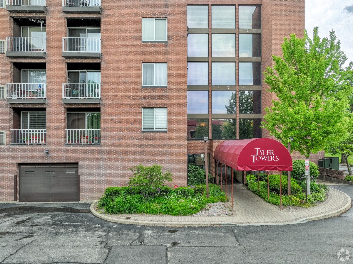 Alternate Entrance - Tyler Towers