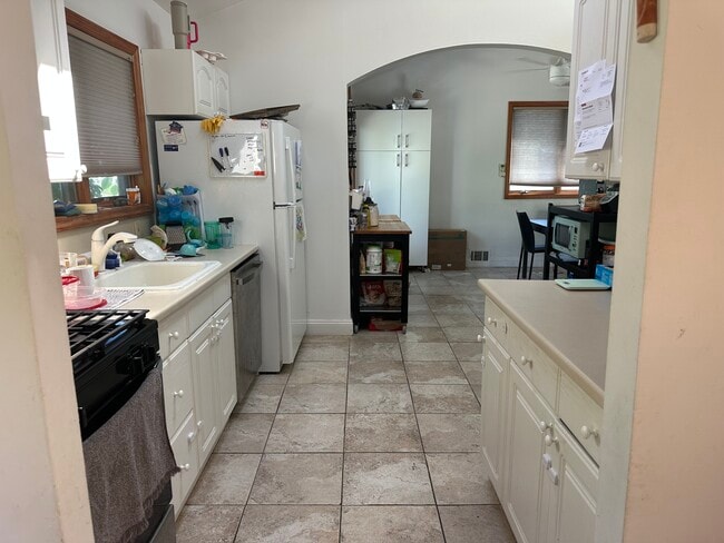 Photo - 19 Edi Ave