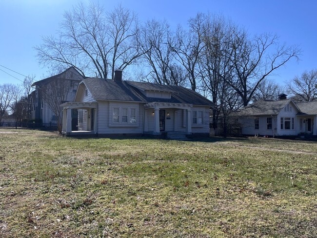 Building Photo - 1510 Franklin Ave Unit A