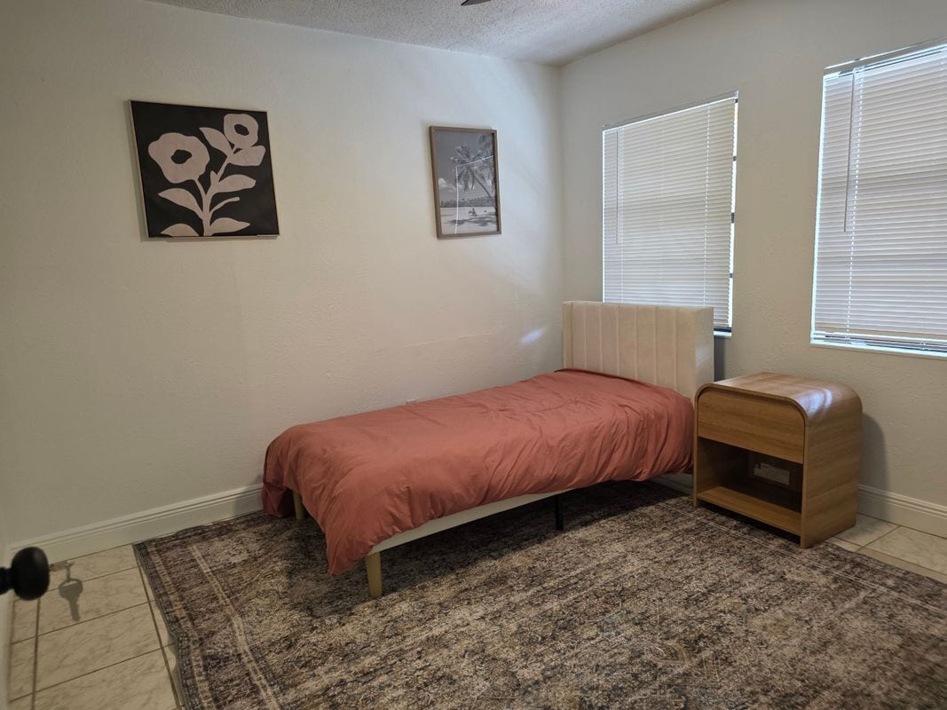 Photo - 3422 W Idlewild Ave Unit 1 - C