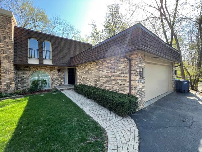 Photo - 1119 Deerfield Rd