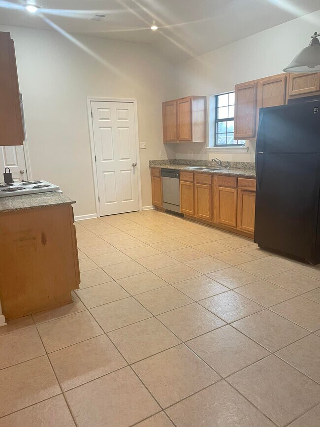 Photo - 130 Small Oaks Rd