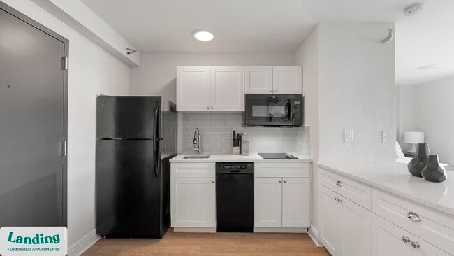 Photo - 305 Dr. M.L.K. Jr St S Unit 641.1404462