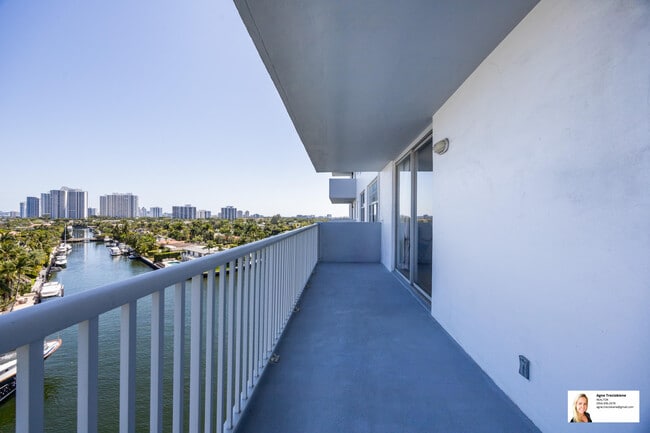 Photo - 137 Golden Isles Dr Unit 807