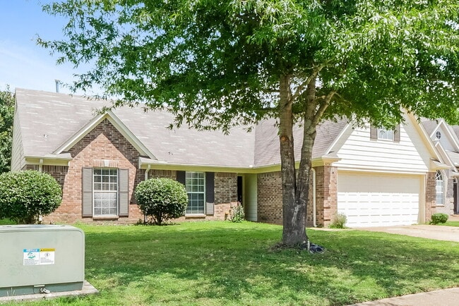 10316 Cottage Oaks Dr