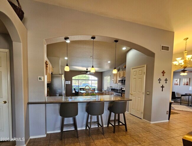 Photo - 14909 W Crenshaw Dr