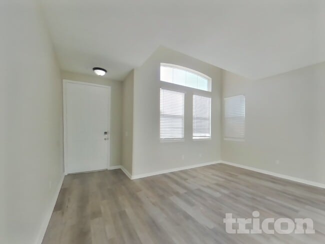 Photo - 757 Pino Ave