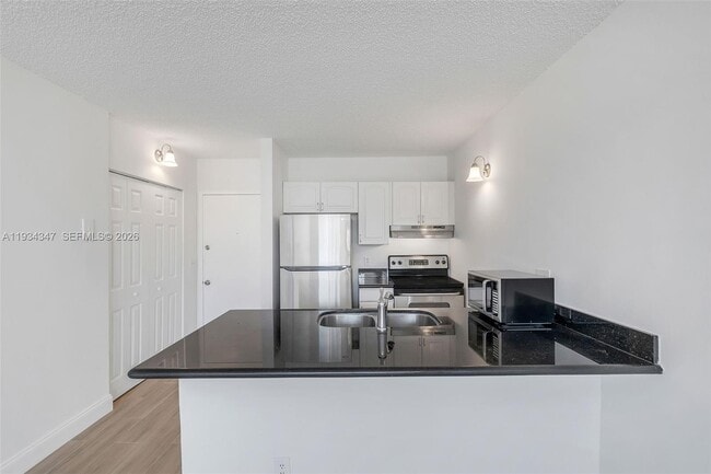 Building Photo - 4045 W McNab Rd Unit 4045