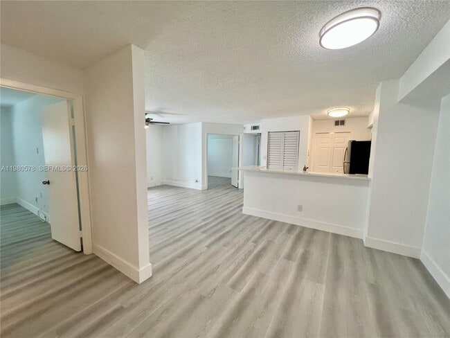 Photo - 640 S Park Rd Unit 12-4