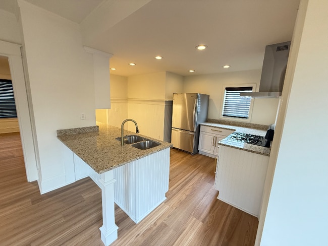 Photo - 647 Liberty St