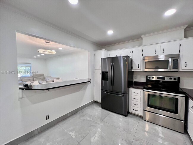 Photo - 5140 SW 40th Ave Unidad 21C