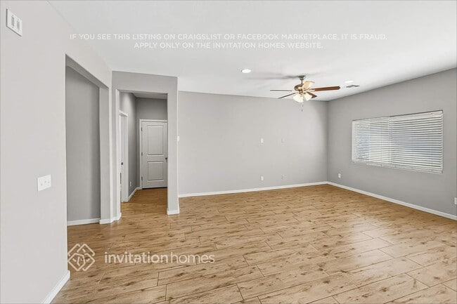 5541 E Santa Clara Dr
