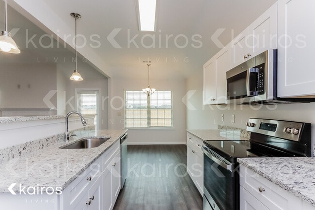 Photo - 6637 Triston Way