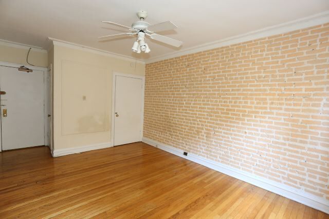 Photo - 1023 N Dearborn St Unit M06H